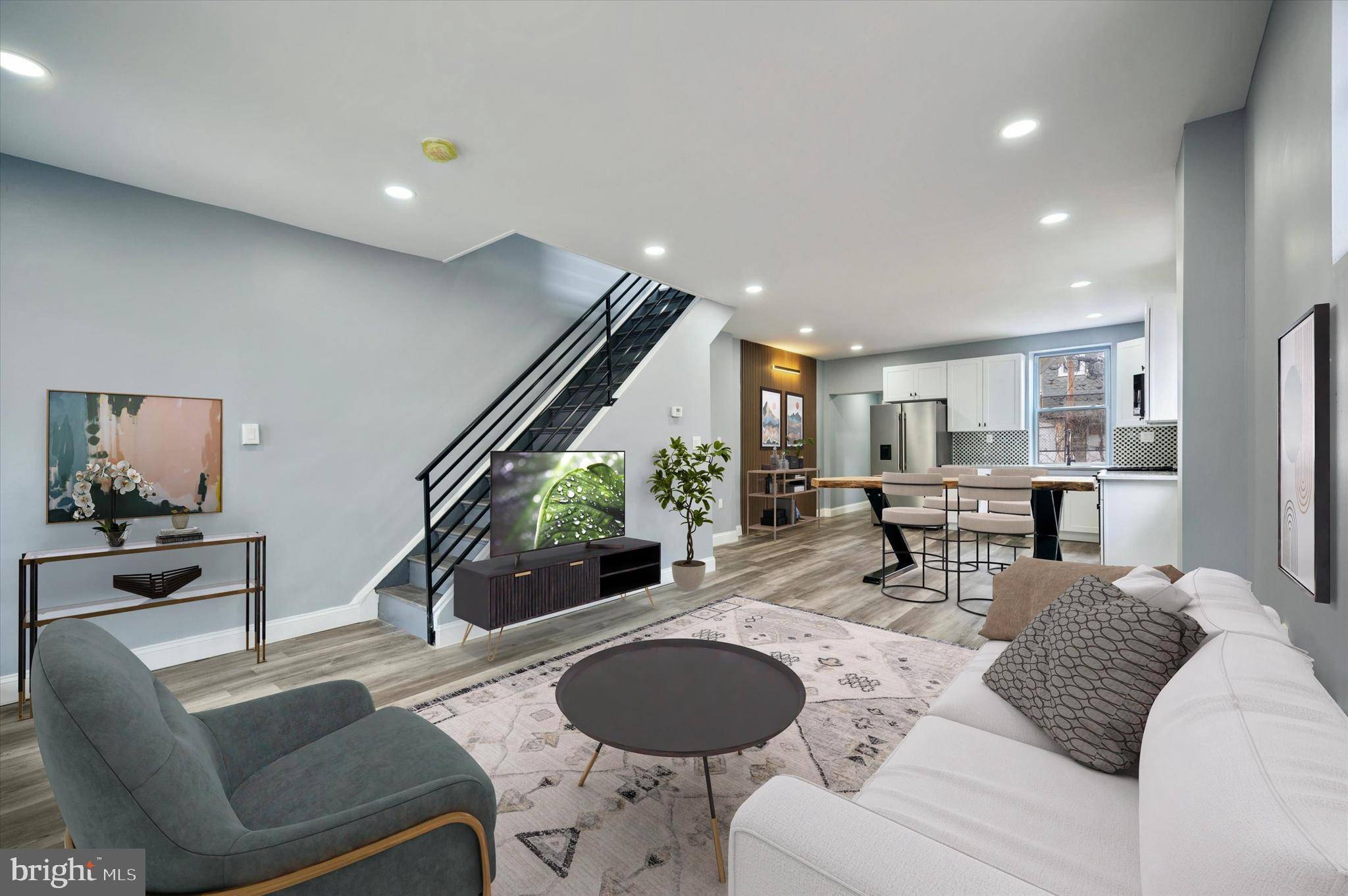 Philadelphia, PA 19131,5715 HUNTER ST