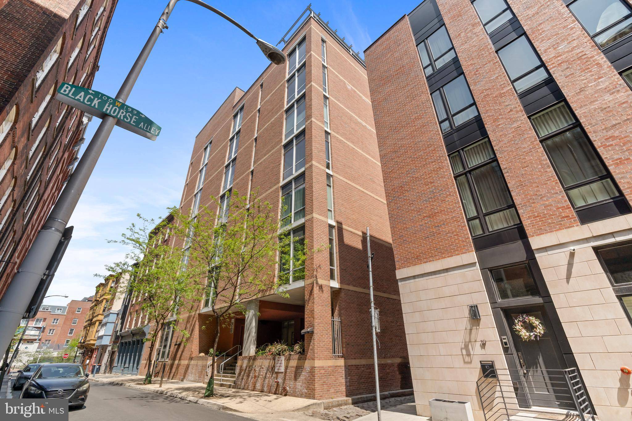 Philadelphia, PA 19106,22 S FRONT ST #603