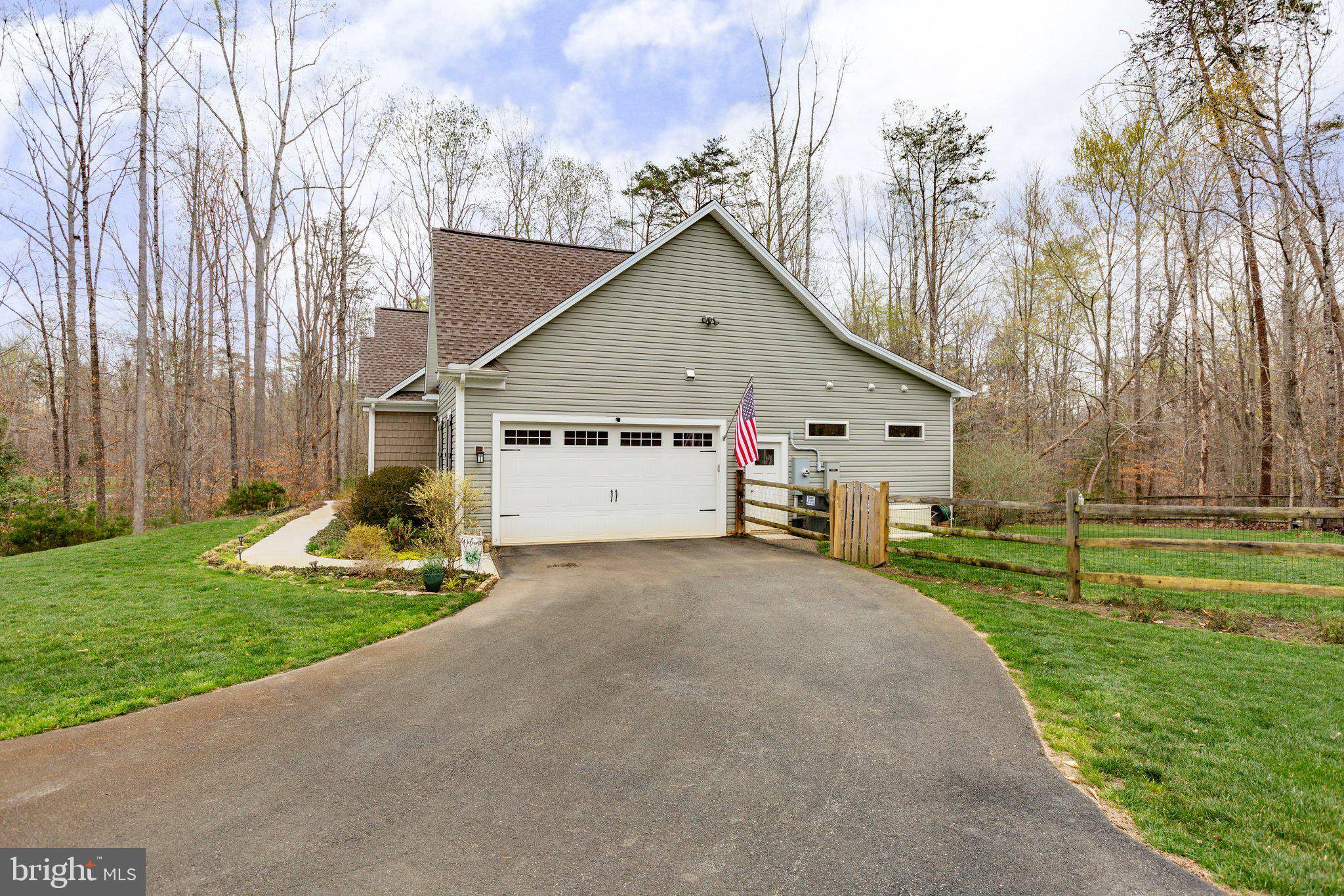 Fredericksburg, VA 22407,6906 BARCLAY DR