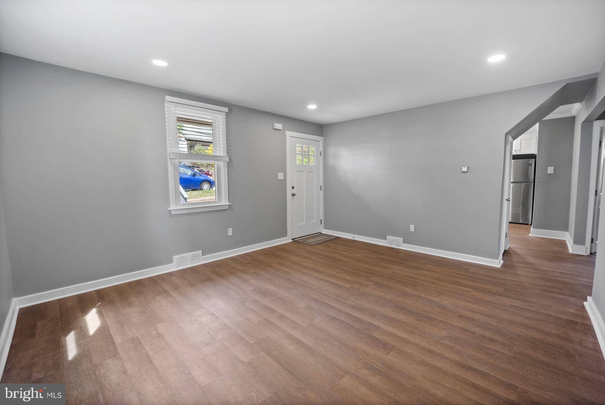 Glenside, PA 19038,647 ROBERTS AVE