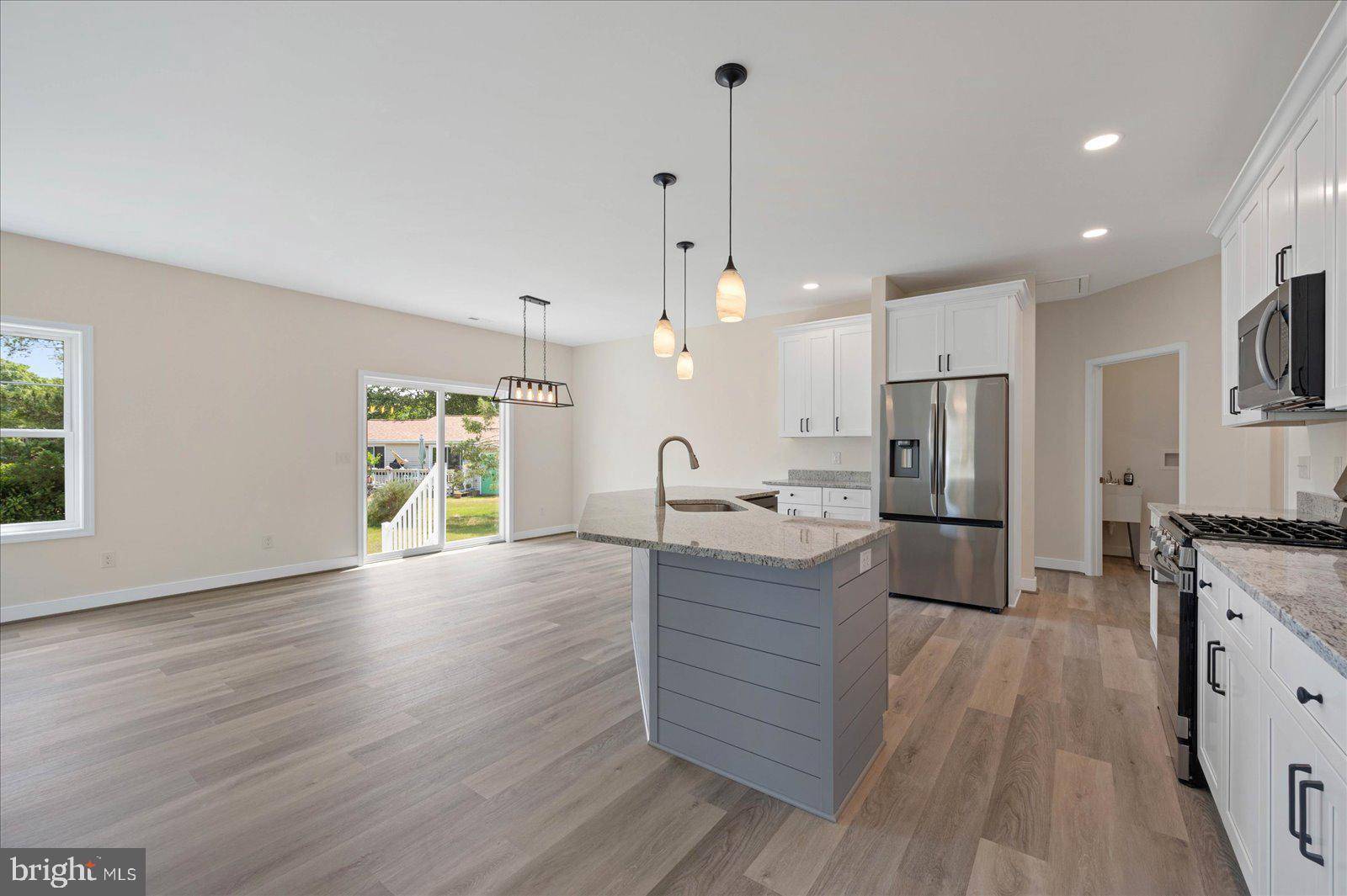 Ocean View, DE 19970,4 INDIAN HILL LN