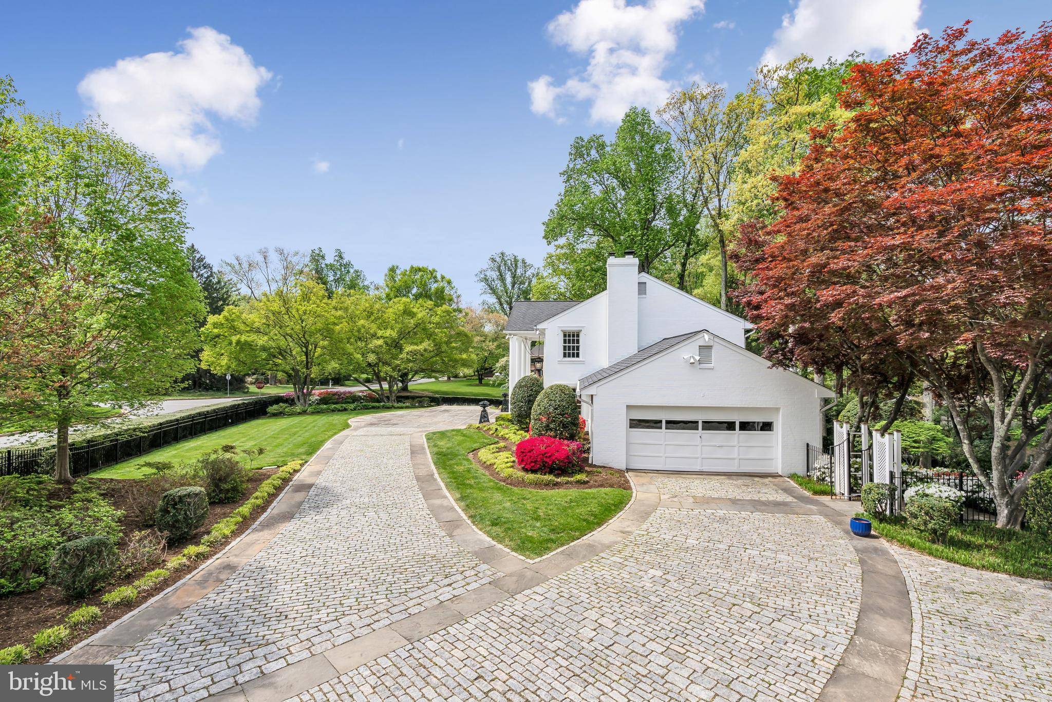 Mclean, VA 22102,932 WOBURN CT