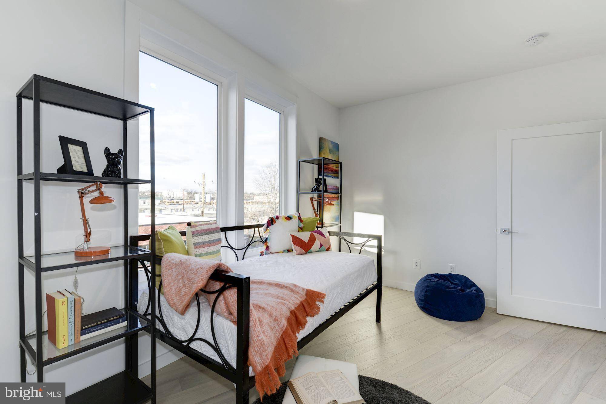 Washington, DC 20002,1871 NE CORCORAN ST NE #1871-B