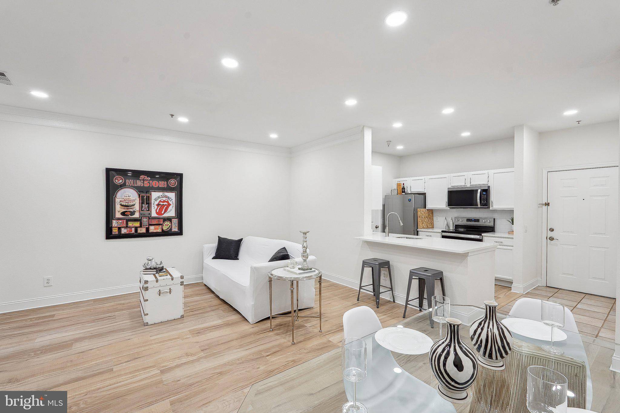 Mclean, VA 22102,1600 SPRING GATE DR #2112