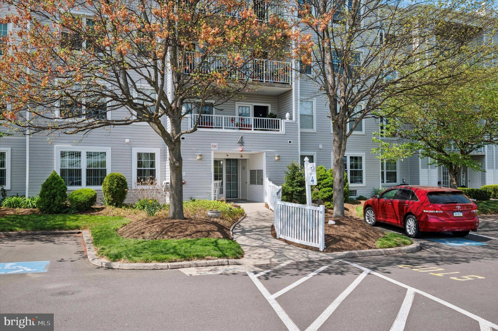 Warminster, PA 18974,4300 CENTENNIAL STA