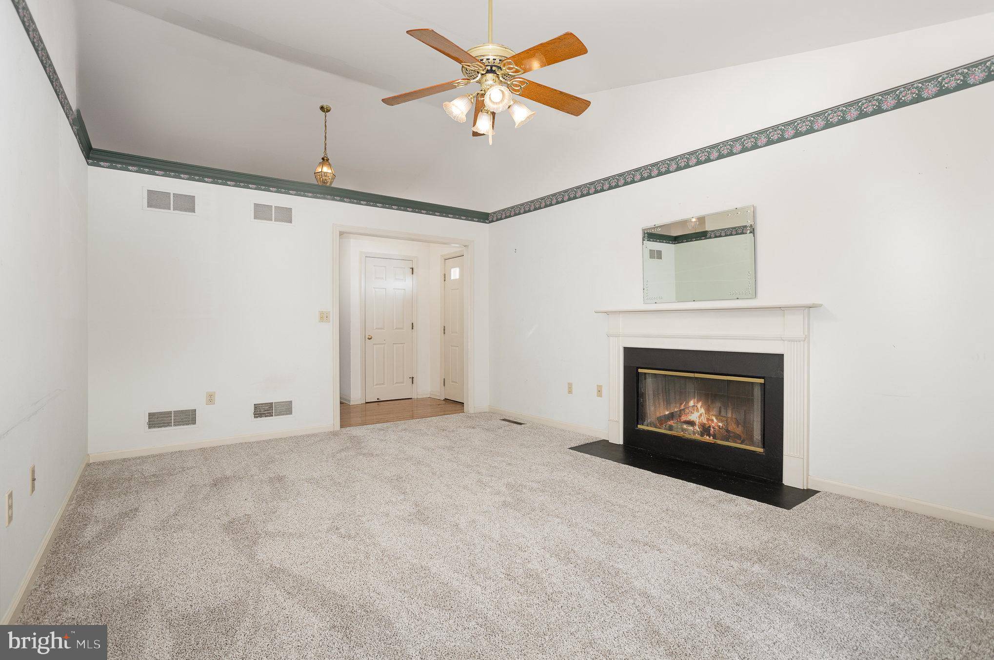 Hummelstown, PA 17036,2077A RALEIGH RD