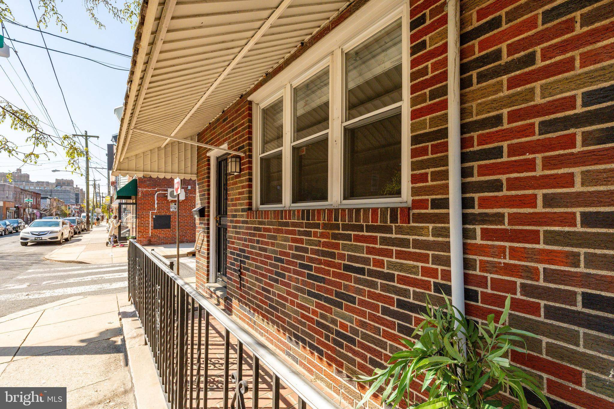 Philadelphia, PA 19148,1624 S 9TH ST