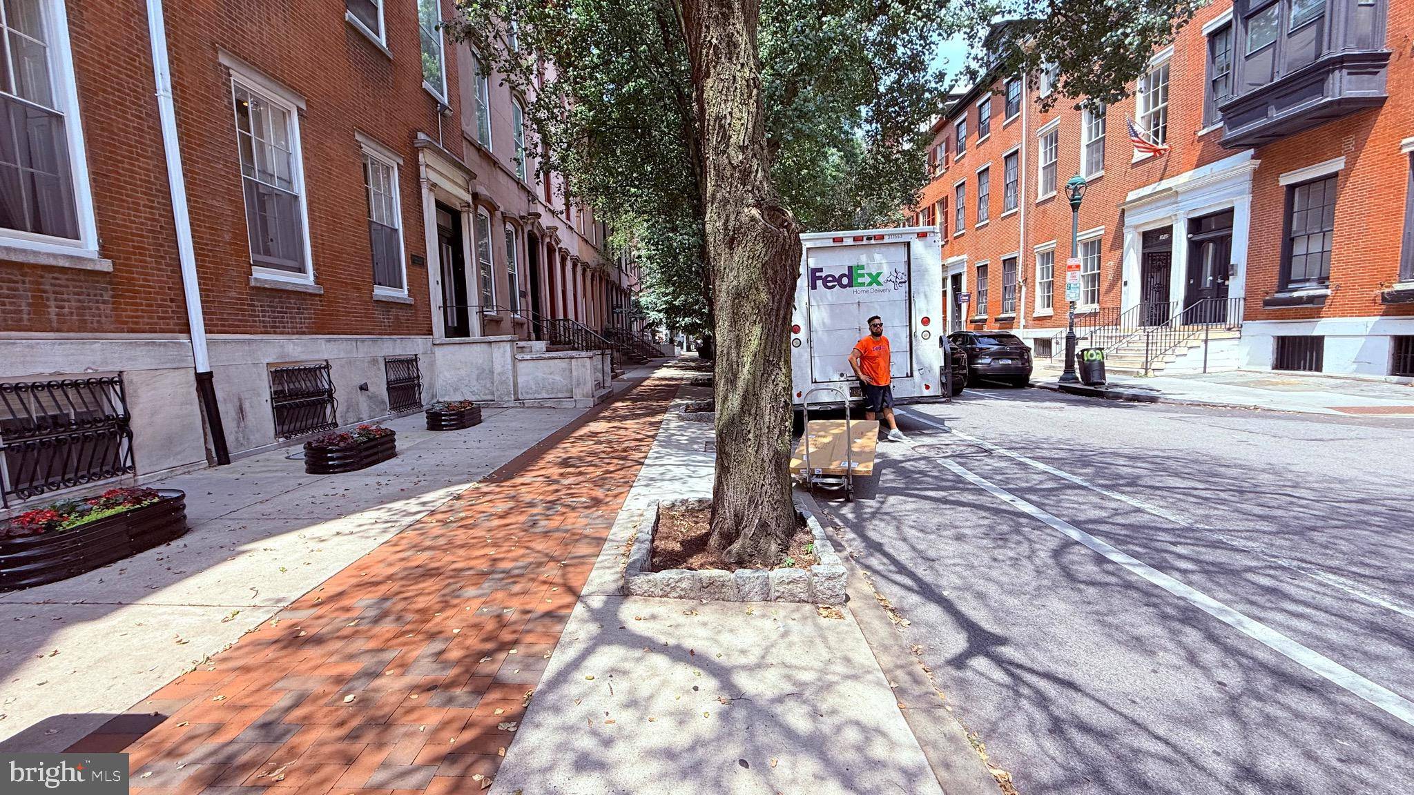 Philadelphia, PA 19107,1008-20 SPRUCE ST #1016B
