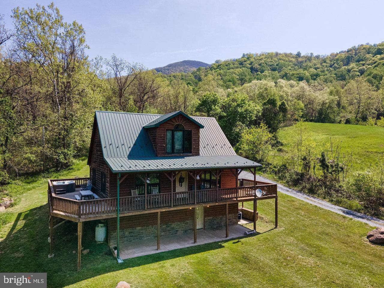 Luray, VA 22835,215 SIMS LN