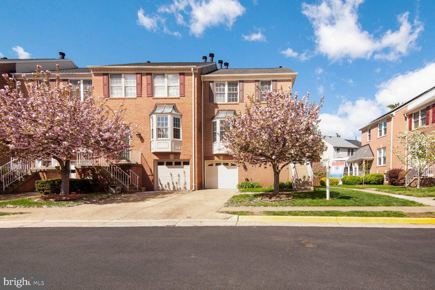 Centreville, VA 20120,14747 WINTERFIELD CT