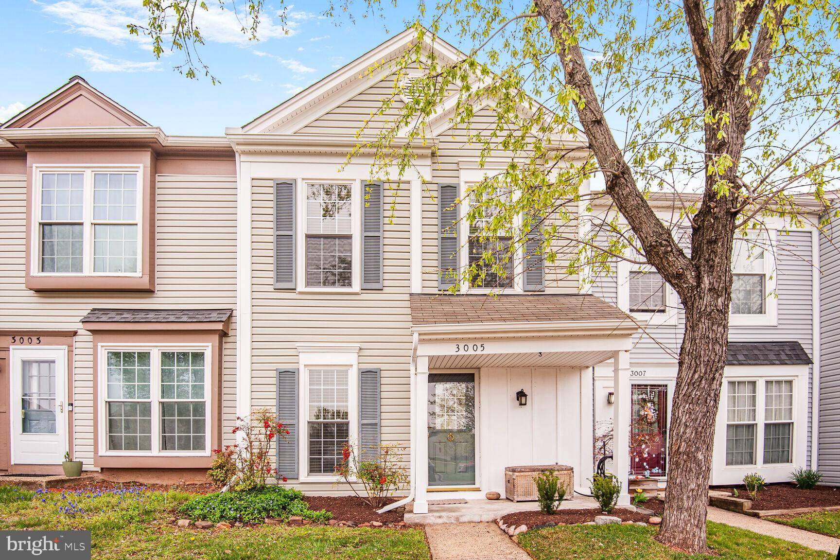 Herndon, VA 20171,3005 HUTUMN CT