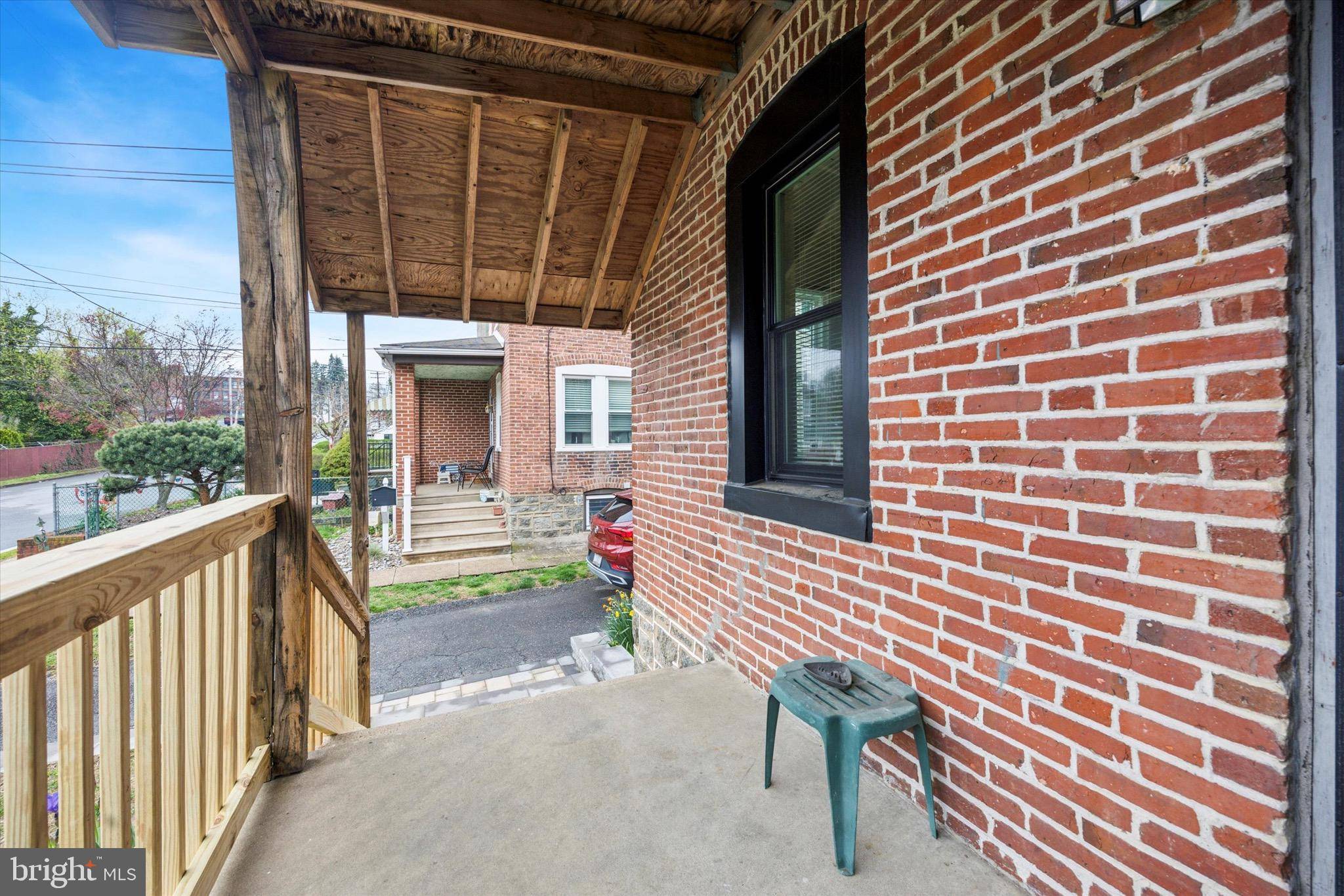Clifton Heights, PA 19018,607 E BROADWAY AVE