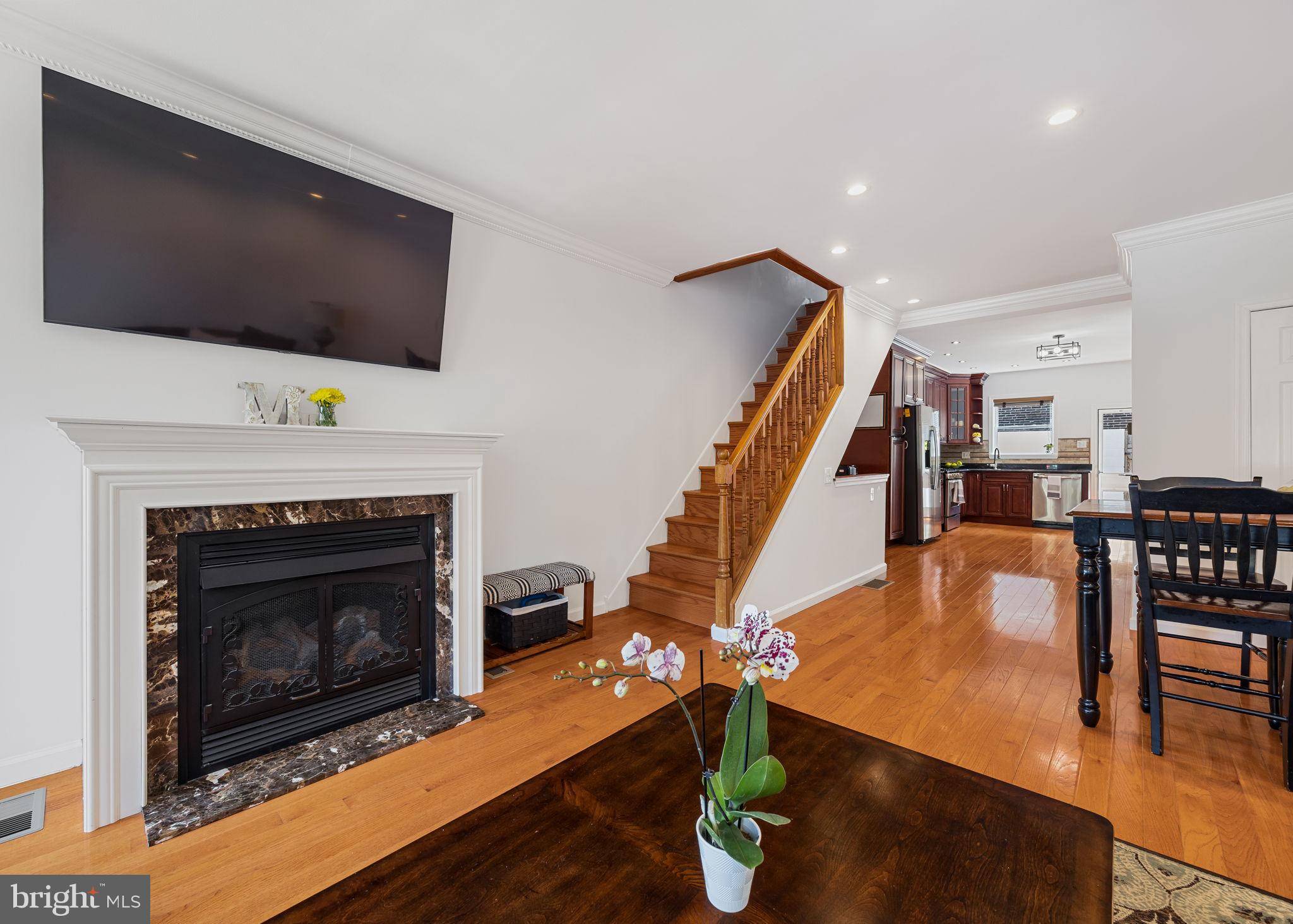 Philadelphia, PA 19103,2602 PINE ST