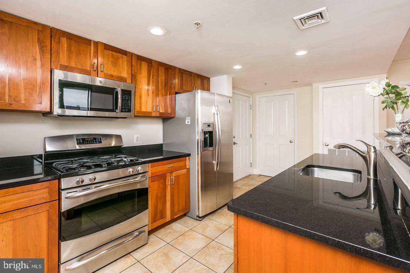 Baltimore, MD 21202,414 WATER ST #1701