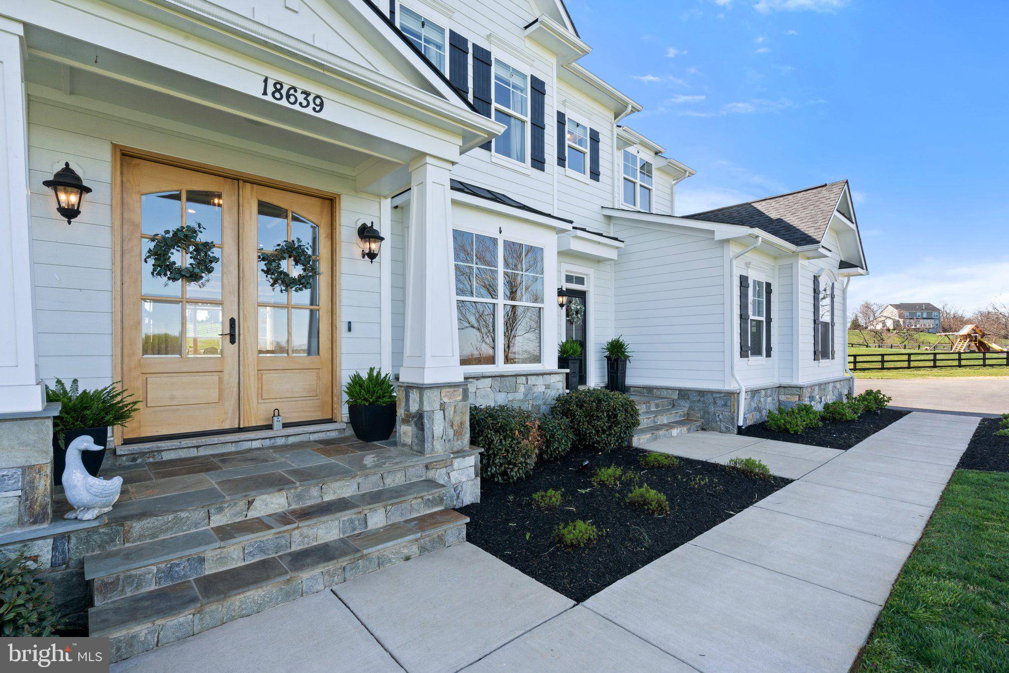 Purcellville, VA 20132,18639 WILD RASPBERRY DR