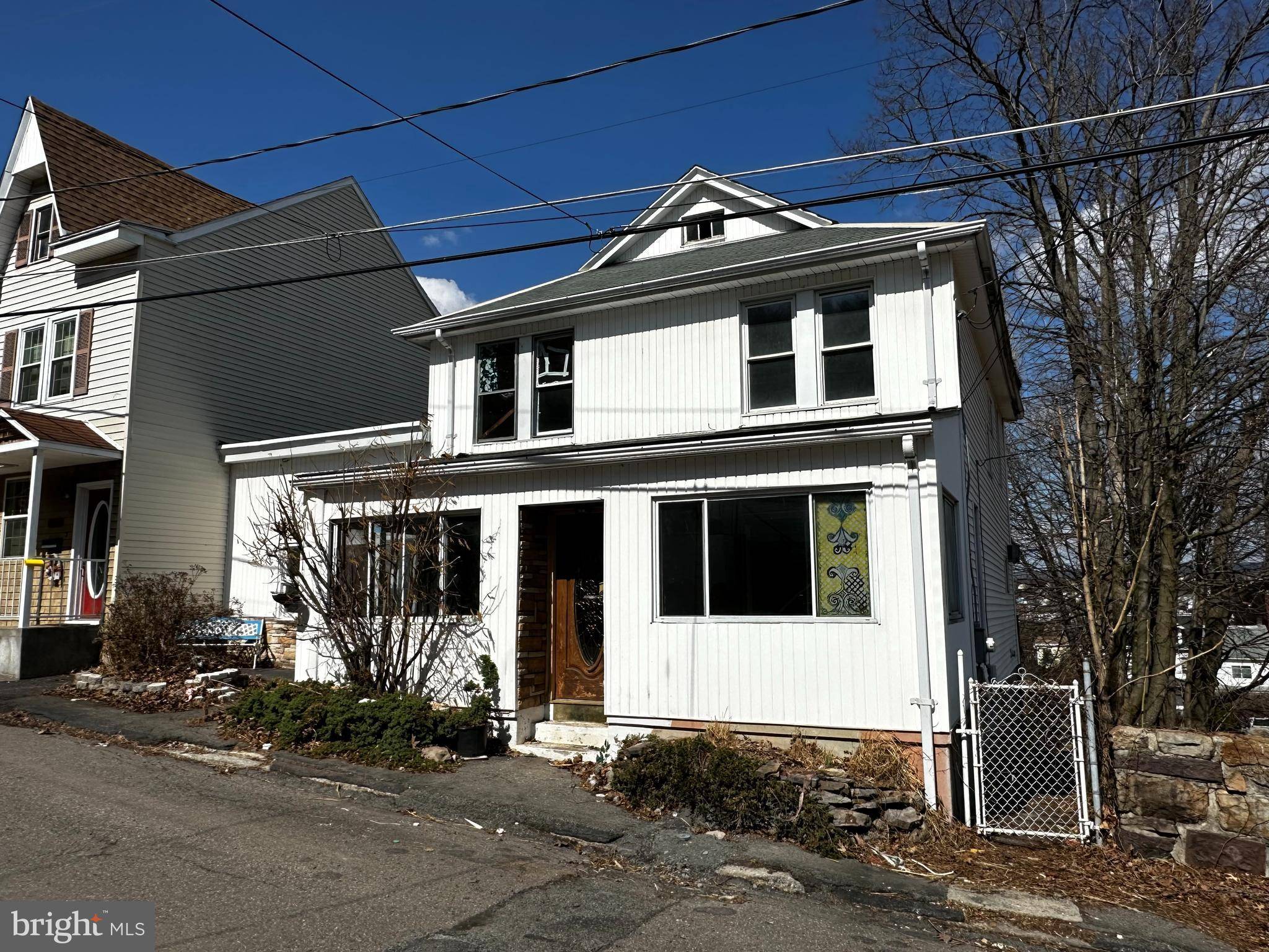Pottsville, PA 17901,518 PIERCE ST