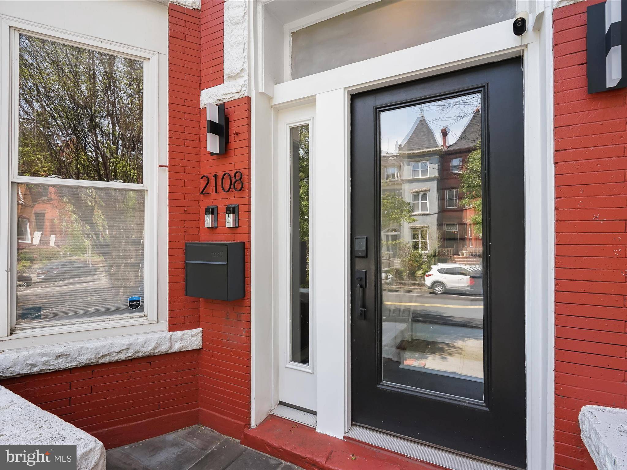 Washington, DC 20001,2108 1ST ST NW #1