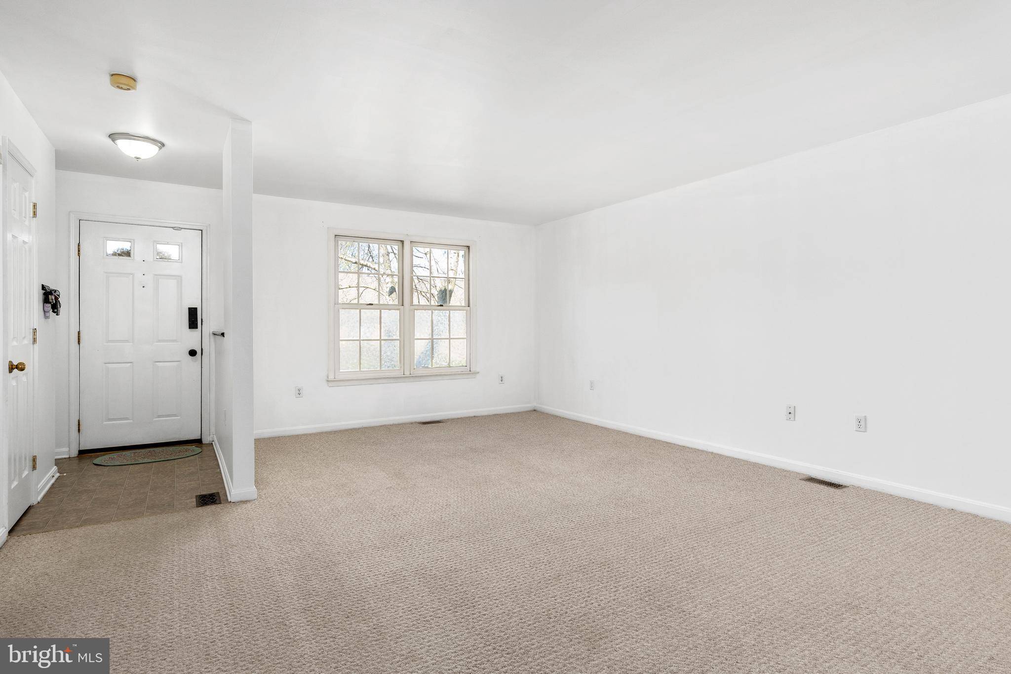 Falling Waters, WV 25419,148 MORNINGSIDE DR