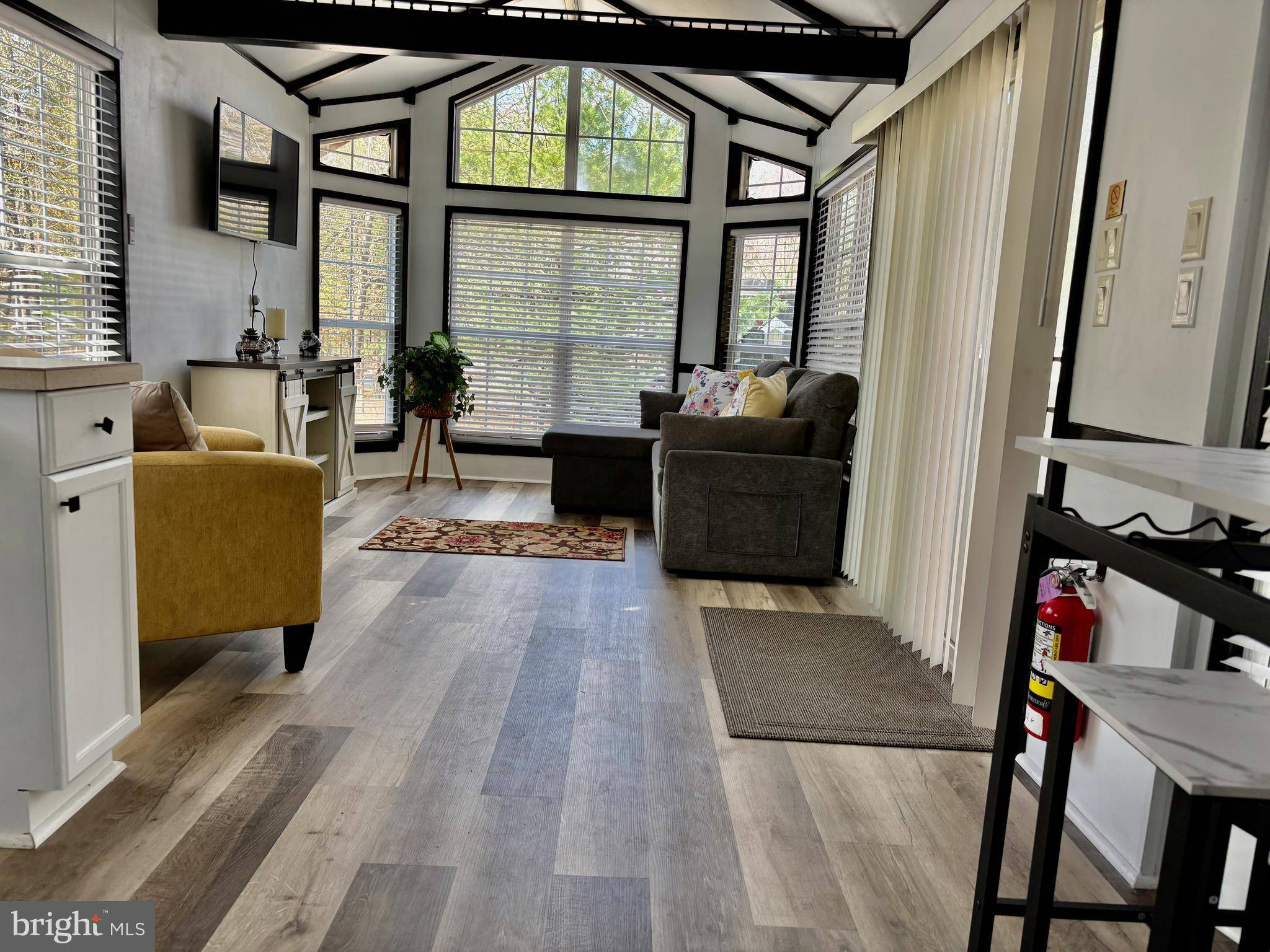 Cream Ridge, NJ 08514,724 MONMOUTH RD #26