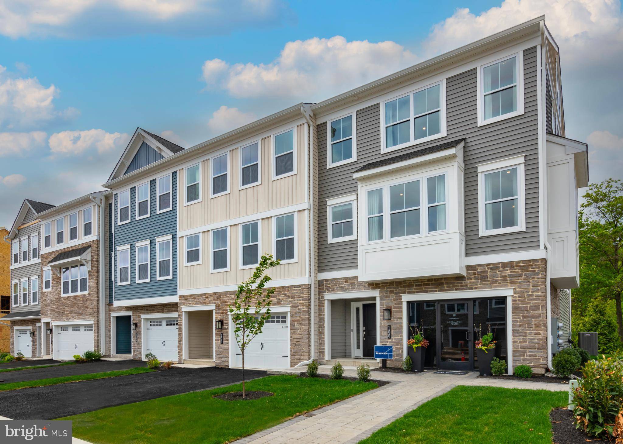 Lansdale, PA 19446,415 SADIE AVENUE