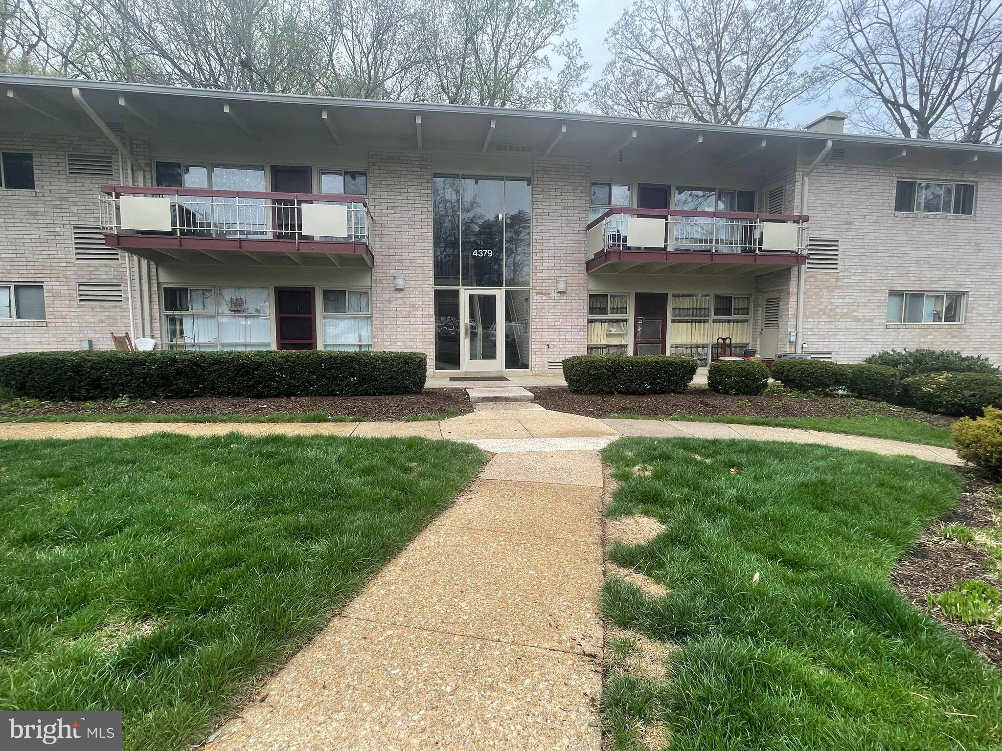 Annandale, VA 22003,4379 AMERICANA DR #201
