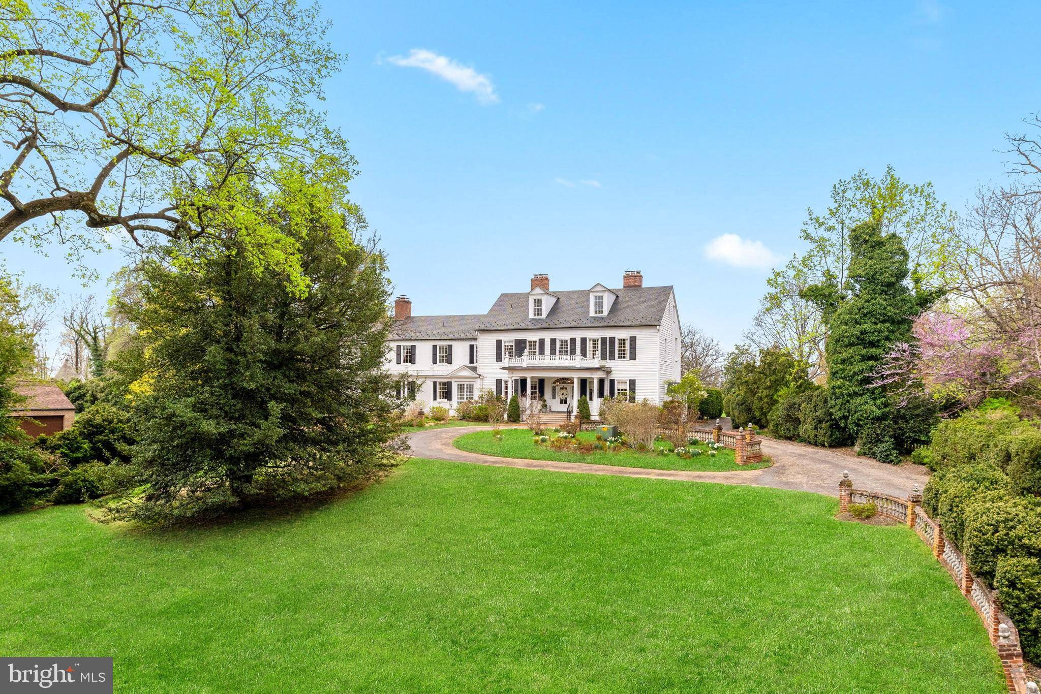 Alexandria, VA 22304,318 N QUAKER LN