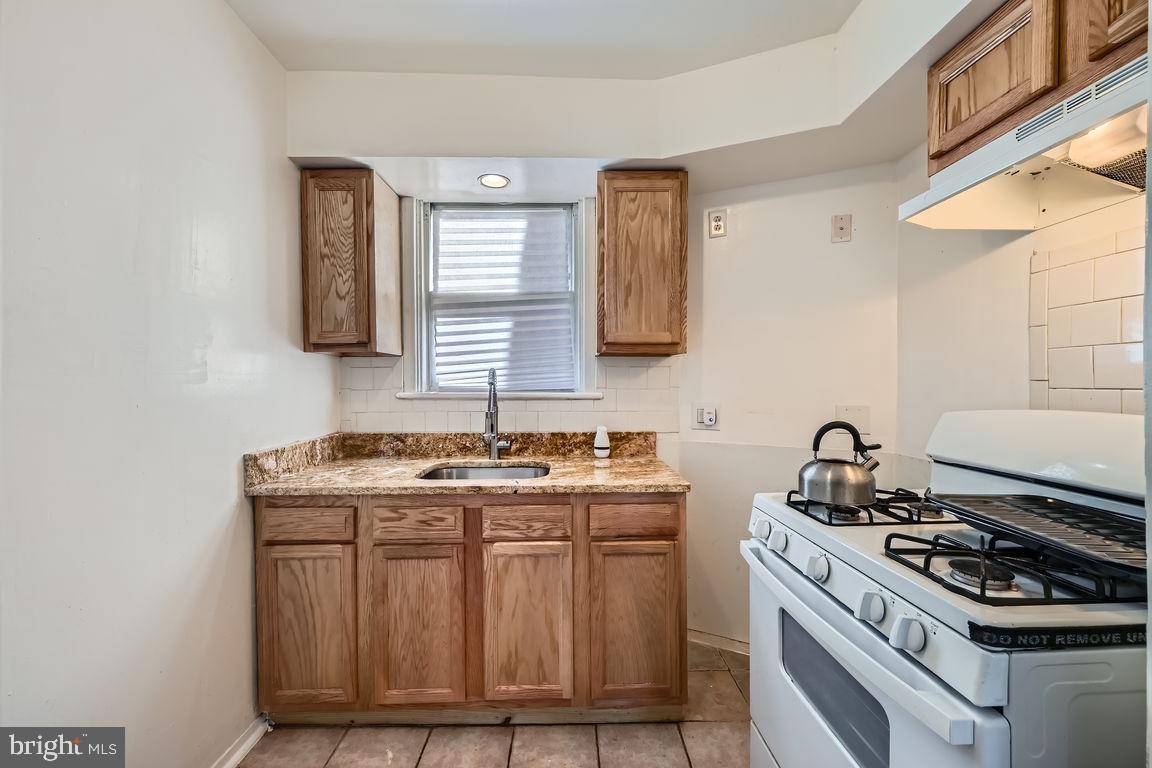Baltimore, MD 21229,147 DENISON ST