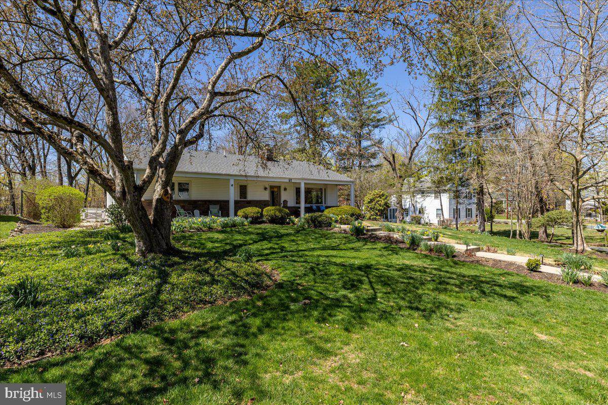 Pennington, NJ 08534,52 EGLANTINE AVE