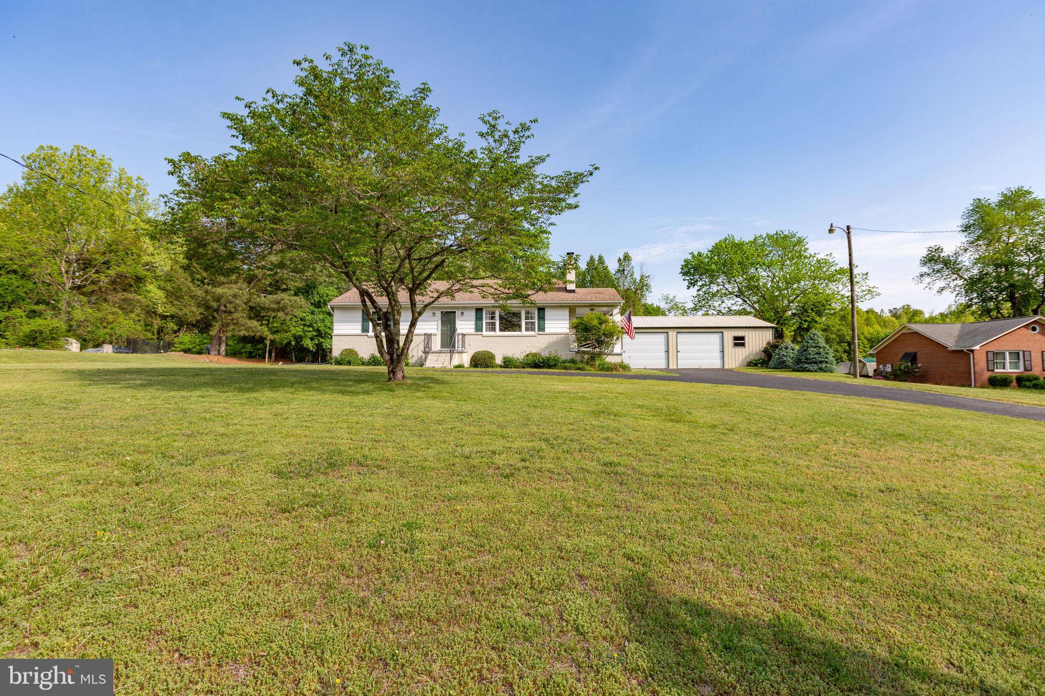 Bowling Green, VA 22427,149 COURTHOUSE LN
