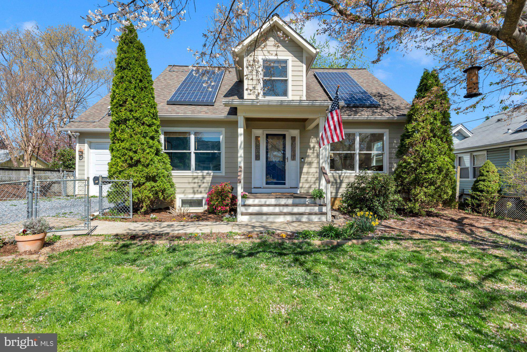 Annapolis, MD 21403,704 SEVERN AVE