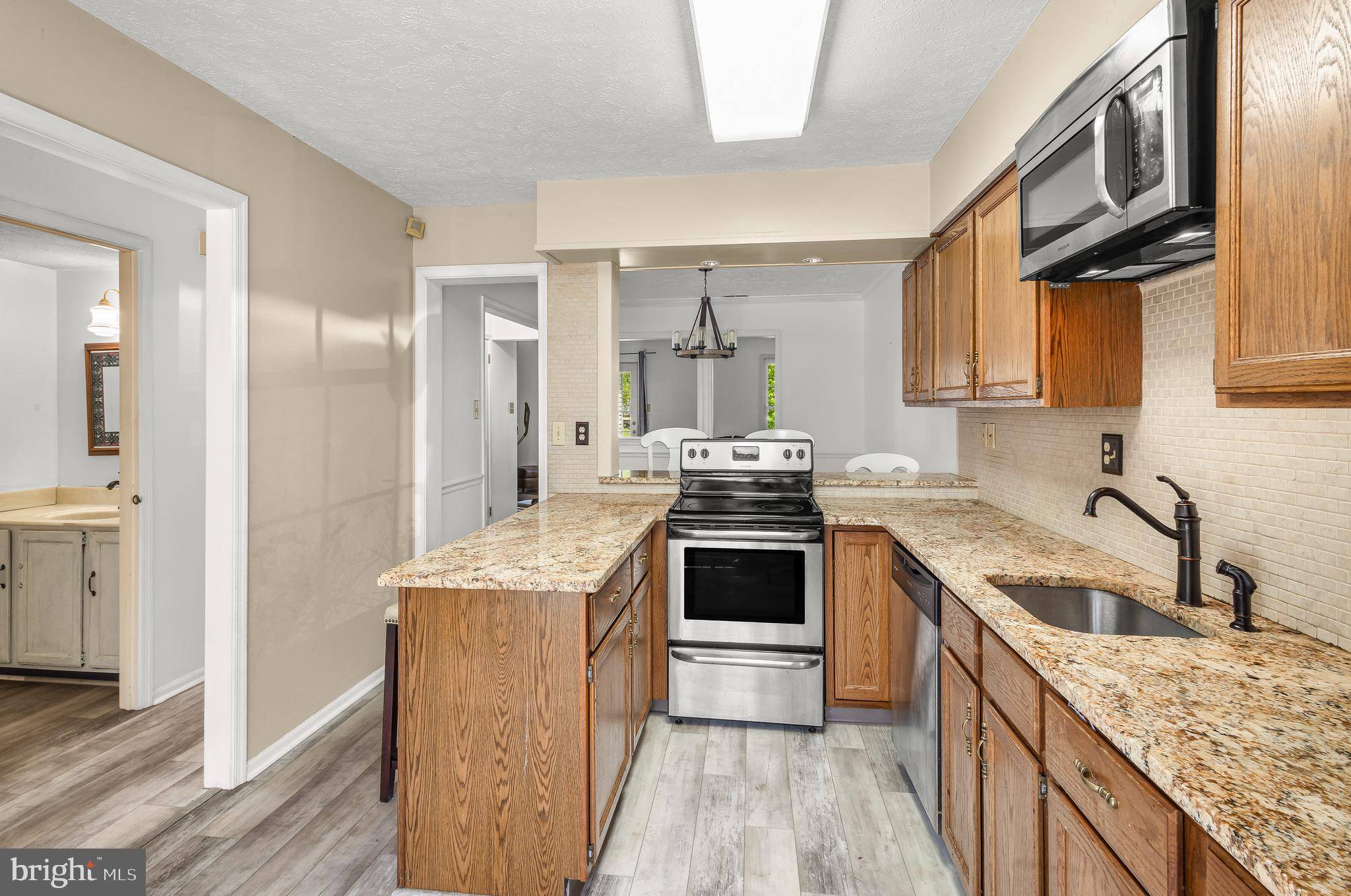 Marlton, NJ 08053,605 BERKSHIRE WAY