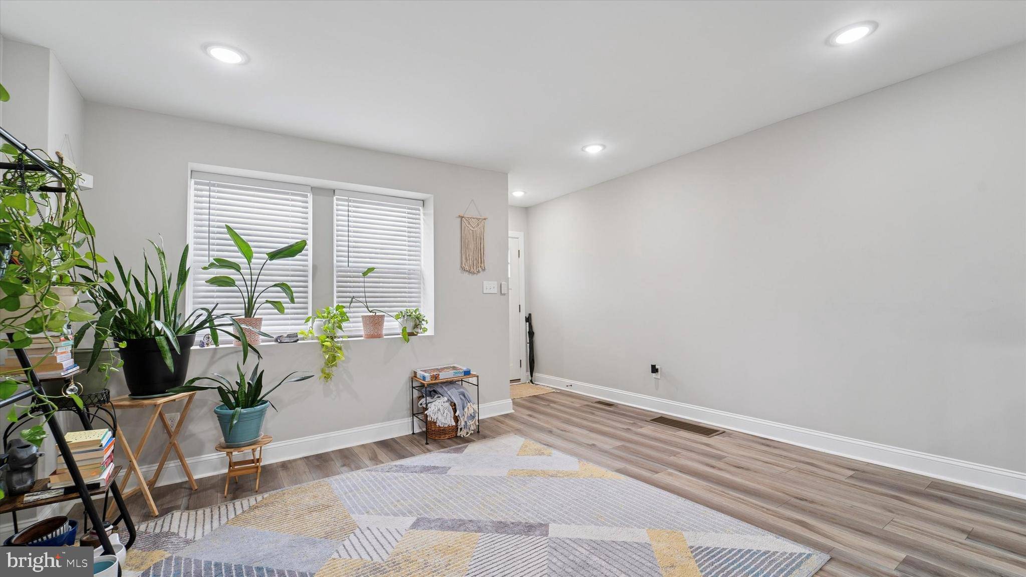Philadelphia, PA 19138,7210 FORREST AVE