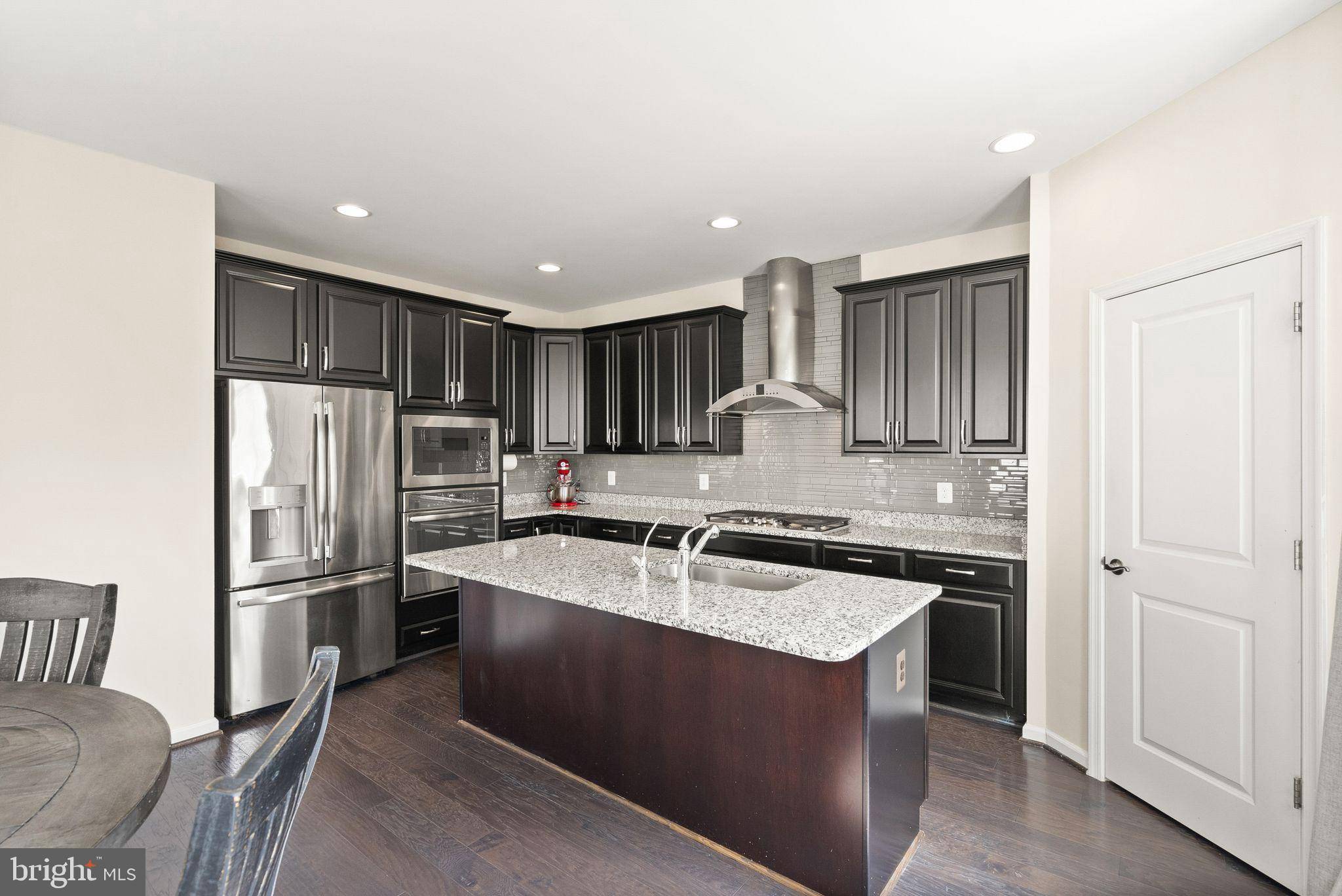 Ashburn, VA 20148,22835 TRAILING ROSE CT