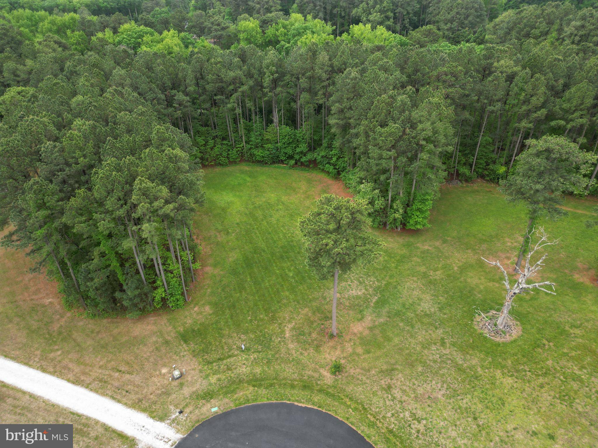 East New Market, MD 21631,6002 BLUE HERON DR