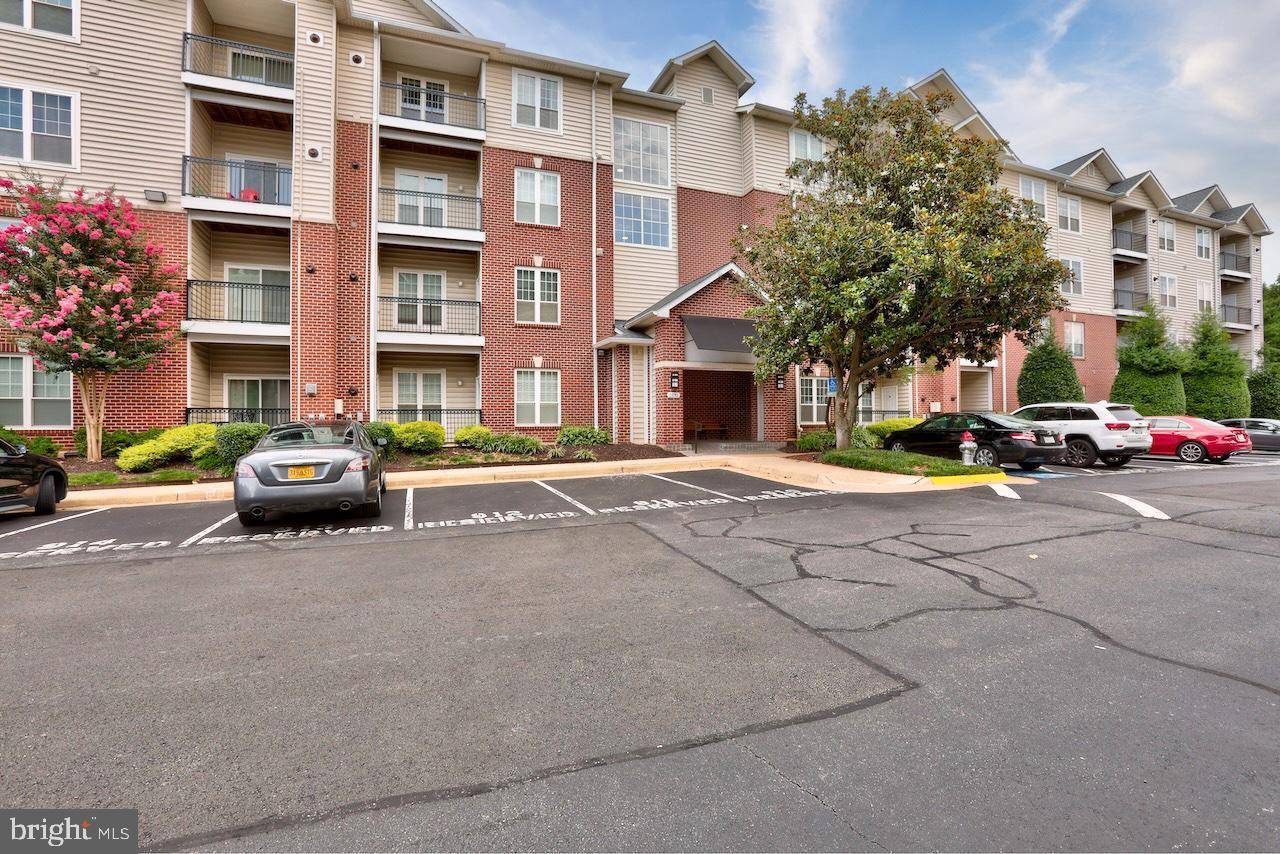 Mclean, VA 22102,1570 SPRING GATE DR #7114