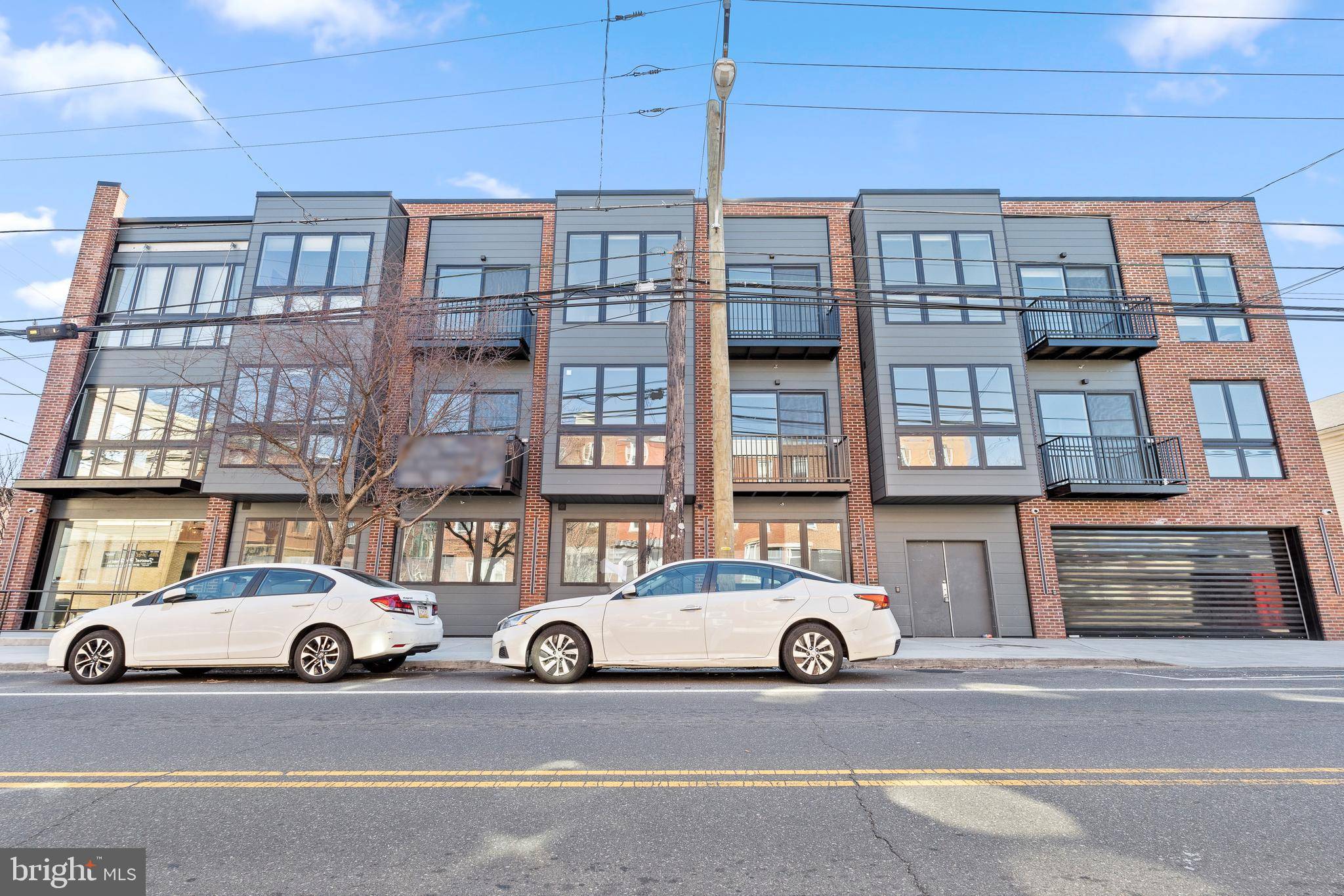Philadelphia, PA 19147,300 CHRISTIAN ST #202