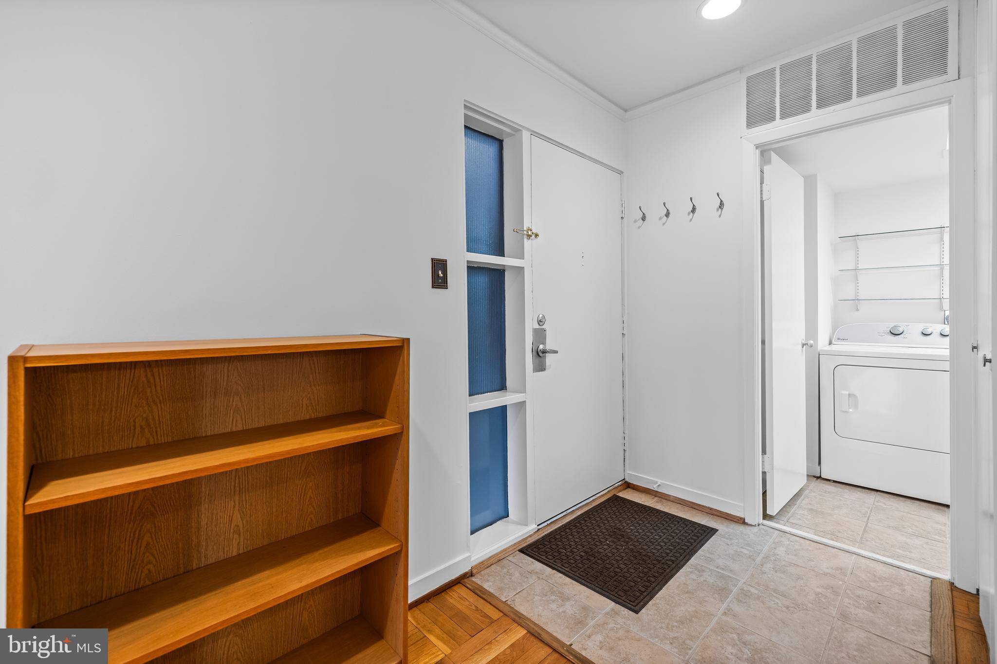 Baltimore, MD 21208,10 STONEHENGE CIR #10-12