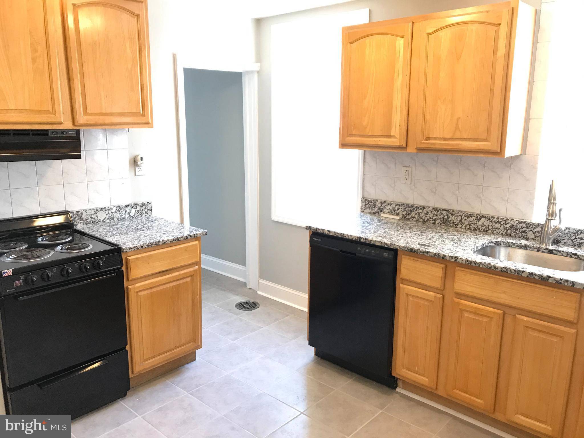 Philadelphia, PA 19104,429 N 40TH ST