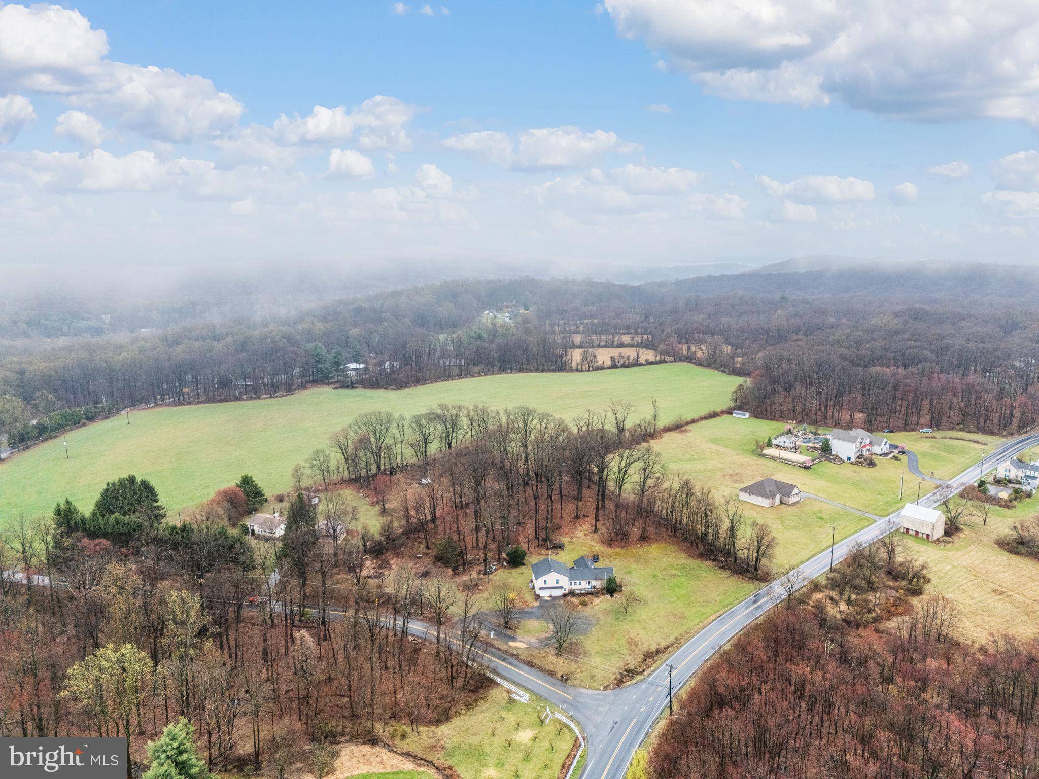 Alburtis, PA 18011,552 BALDY HILL RD