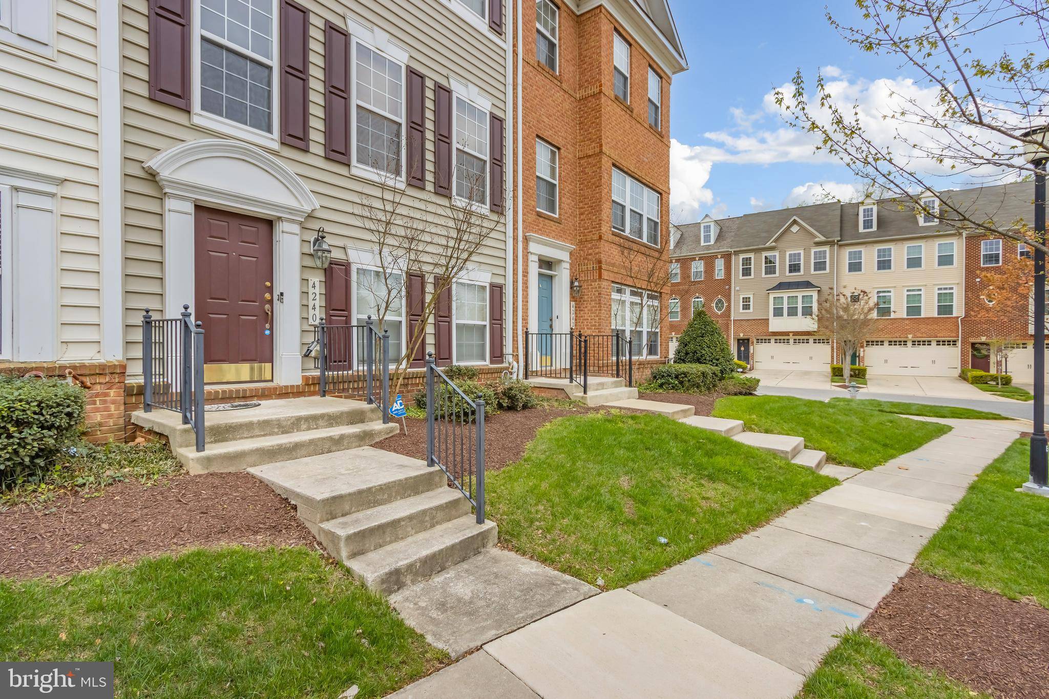 Suitland, MD 20746,4240 TALMADGE CIR