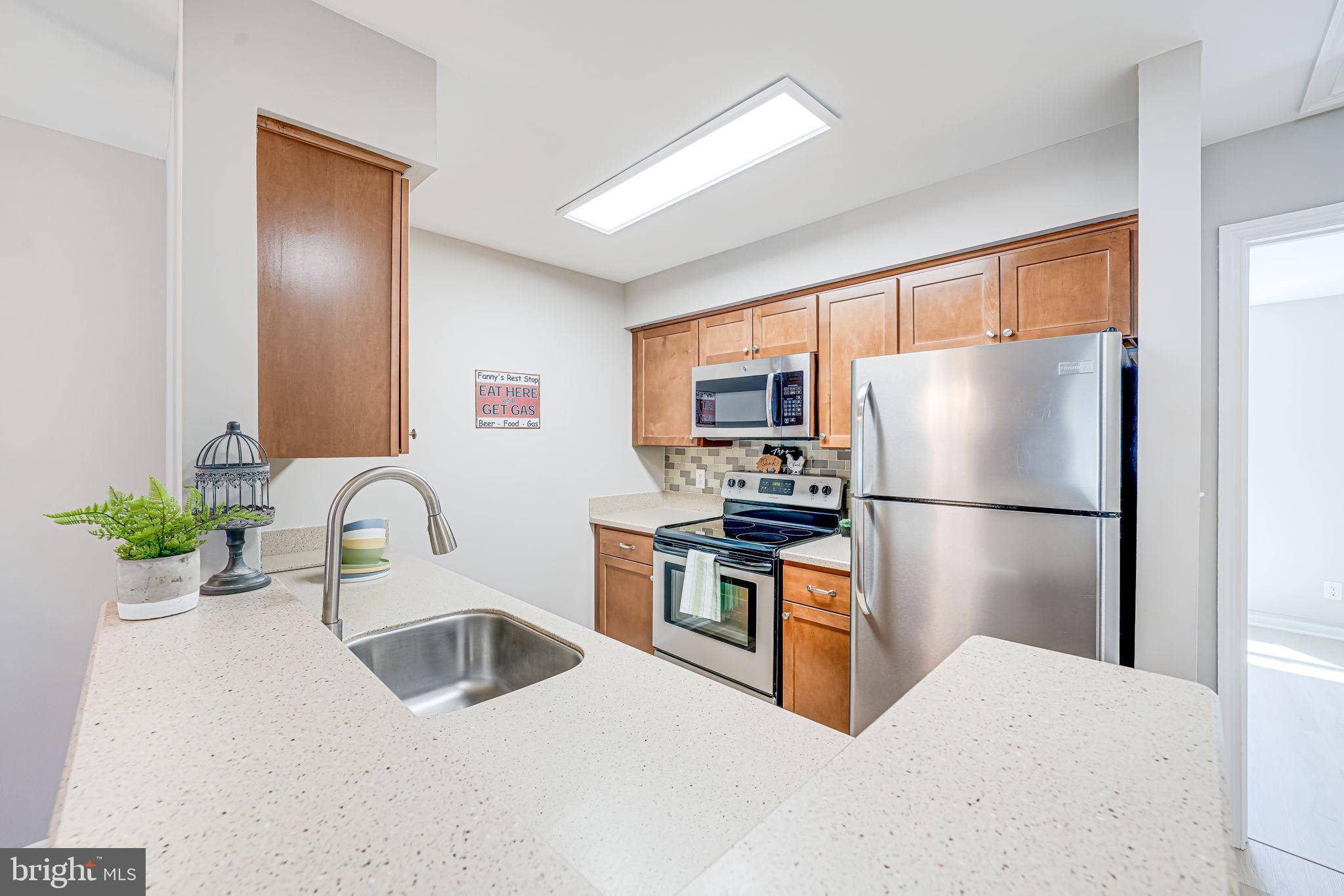 Clifton, VA 20124,13633 ORCHARD DR #3633
