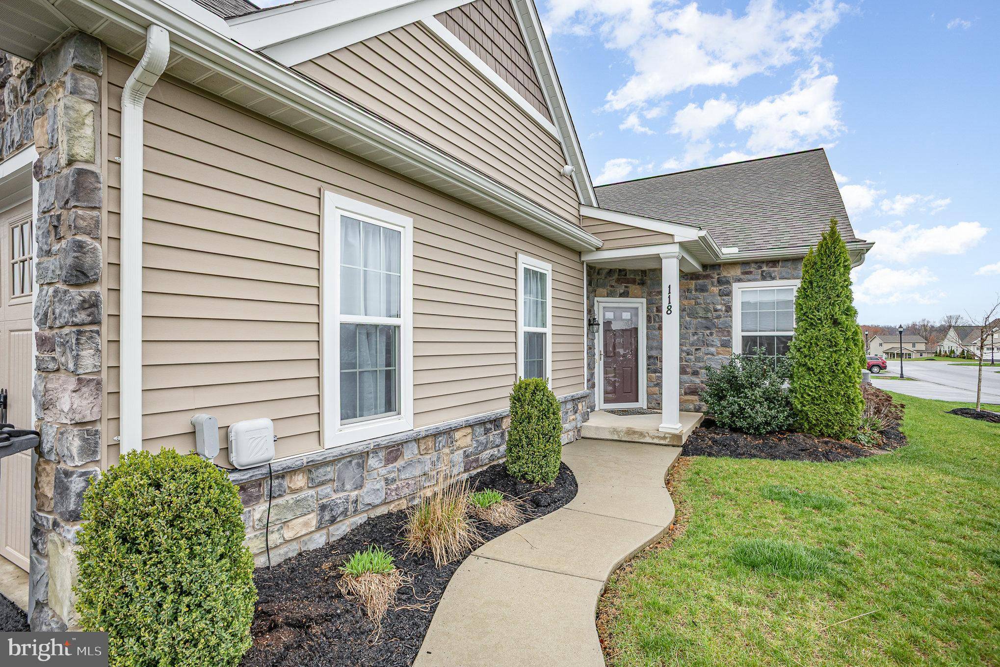 Palmyra, PA 17078,118 S VILLAGE CIR