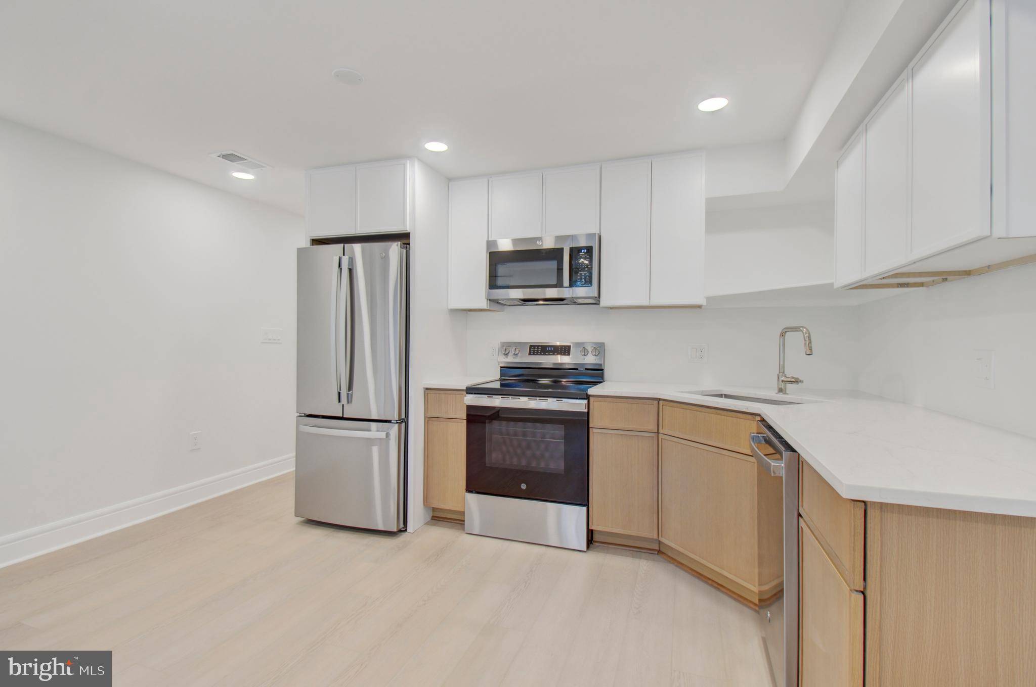 Washington, DC 20009,1908 16TH ST NW #2