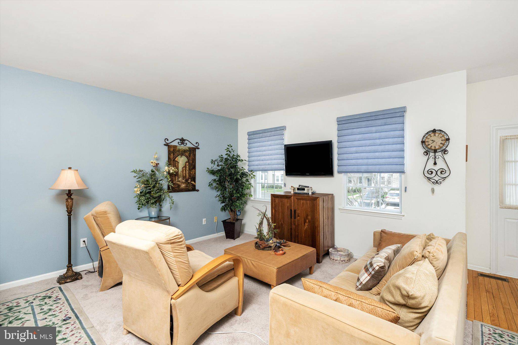 Robbinsville, NJ 08691,27 FAXON DR