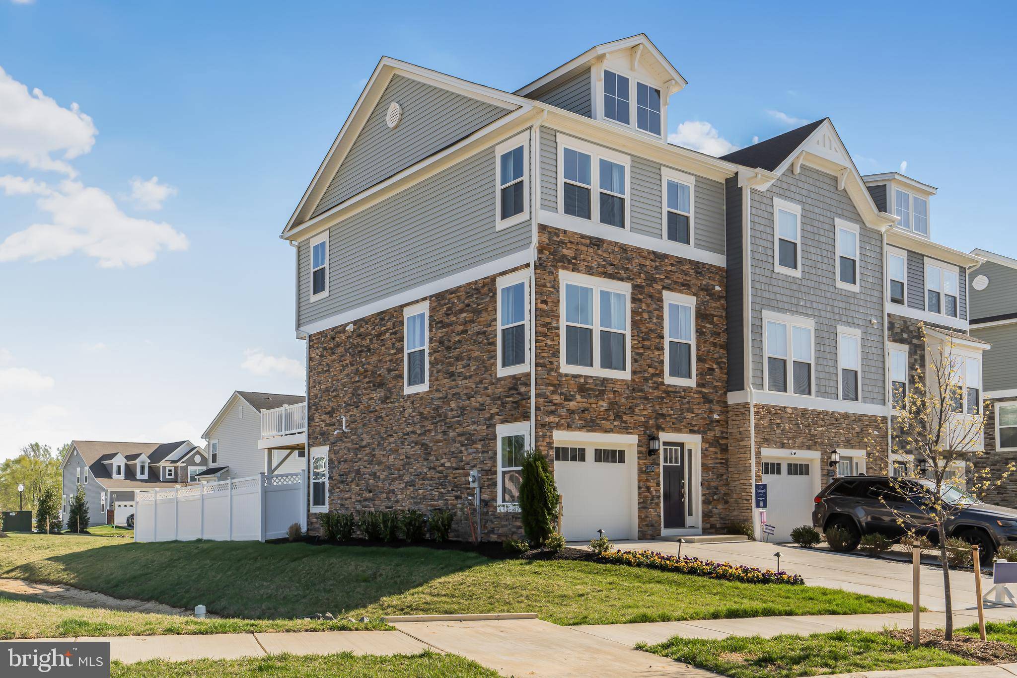 White Plains, MD 20695,10802 COSMIC PL