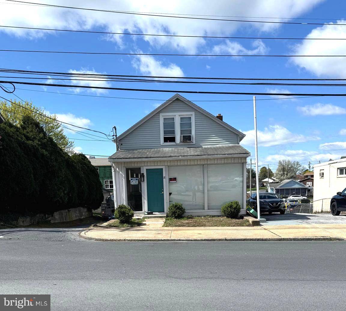 Camp Hill, PA 17011,18 & 18 1/2 S 18TH ST