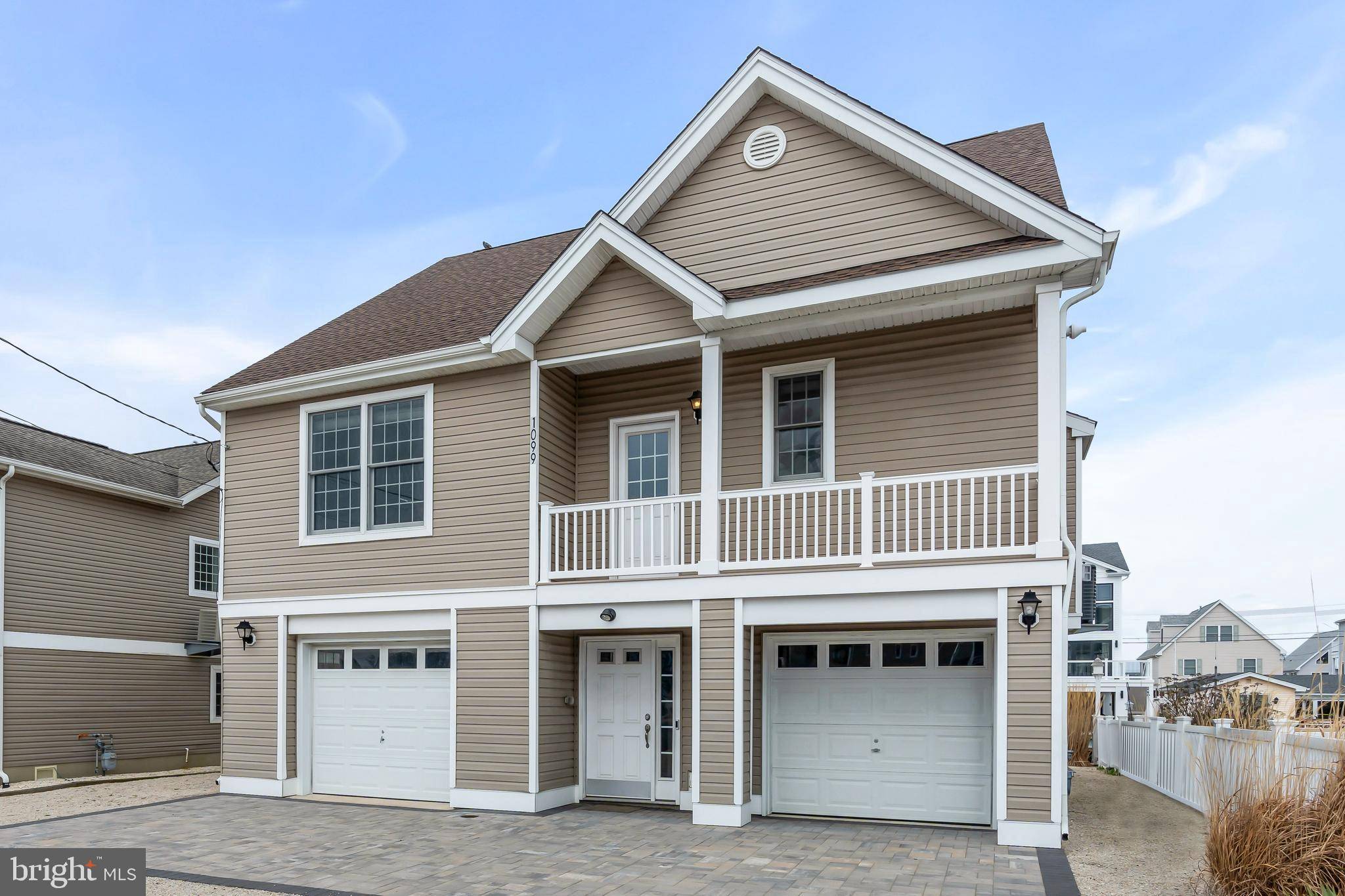 Manahawkin, NJ 08050,1099 MILL CREEK RD