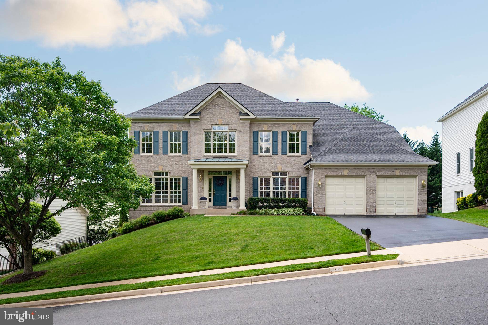 Alexandria, VA 22315,7018 HIGHLAND MEADOWS CT
