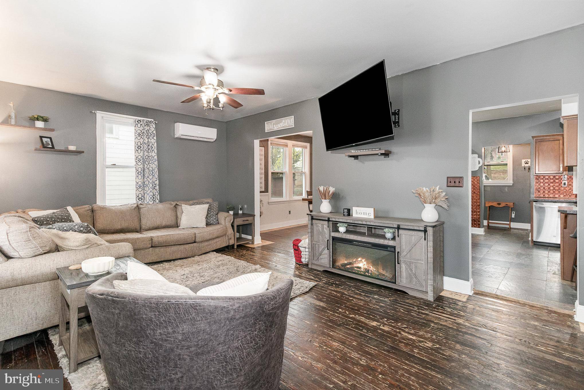Harrisburg, PA 17103,2305 WALNUT ST