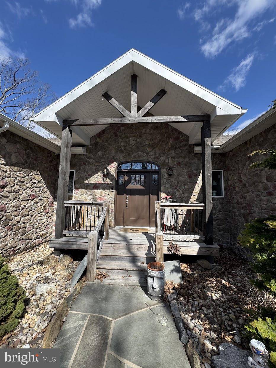 Hazleton, PA 18202,81 DAKOTA DR
